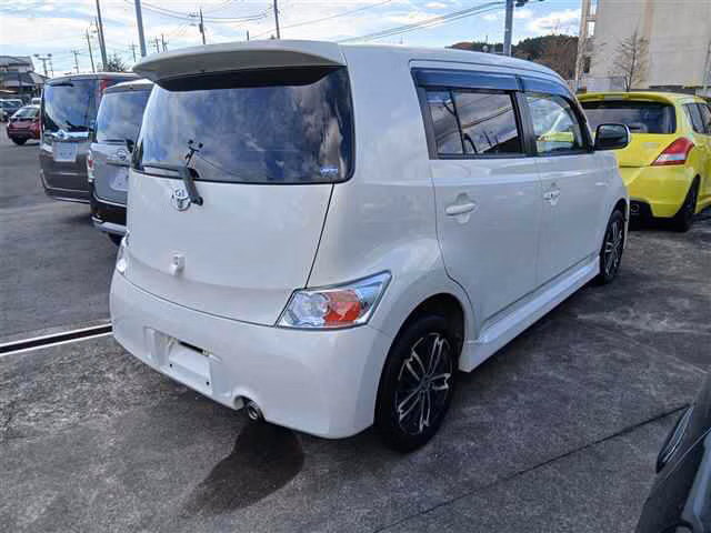TOYOTA BB
