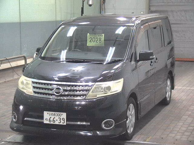 NISSAN SERENA