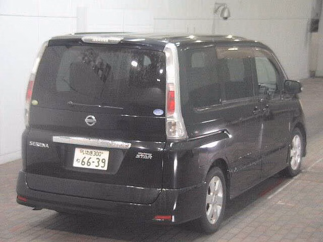 NISSAN SERENA
