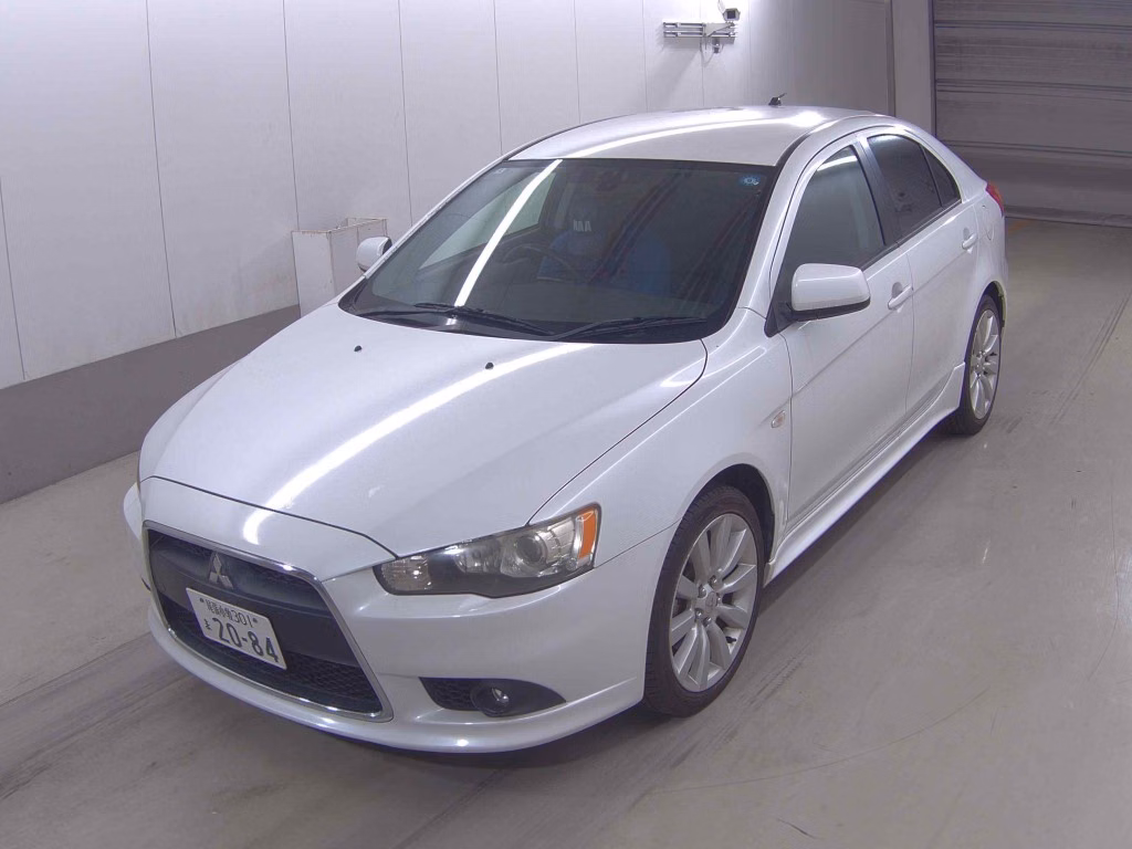 MITSUBISHI GALANT FORTIS