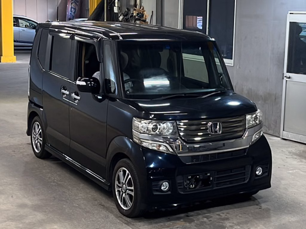 HONDA N-BOX