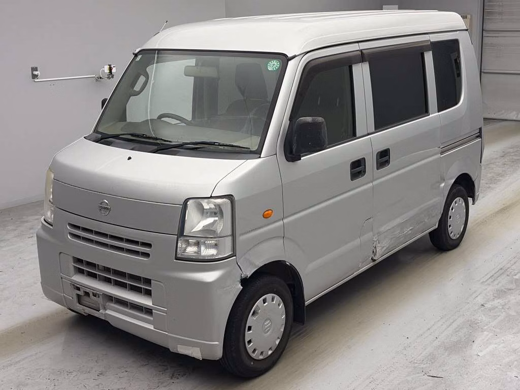 NISSAN NV100 CLIPPER