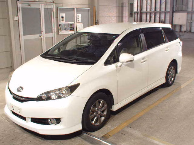 TOYOTA WISH