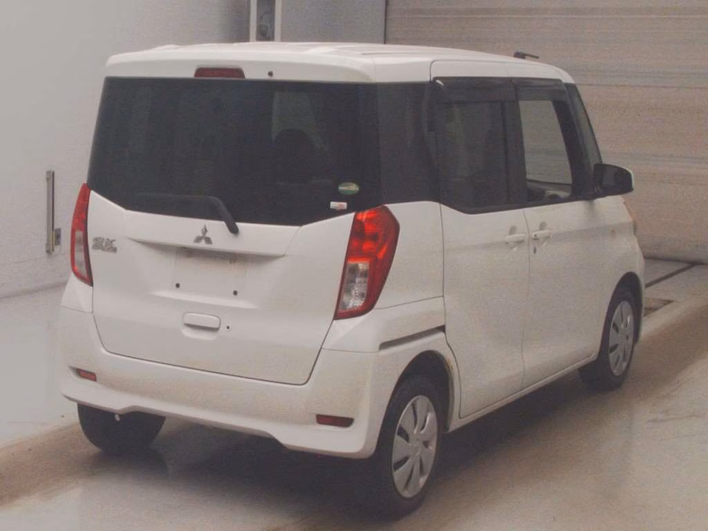 MITSUBISHI EK SPACE