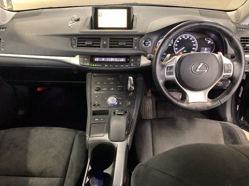 LEXUS CT200H