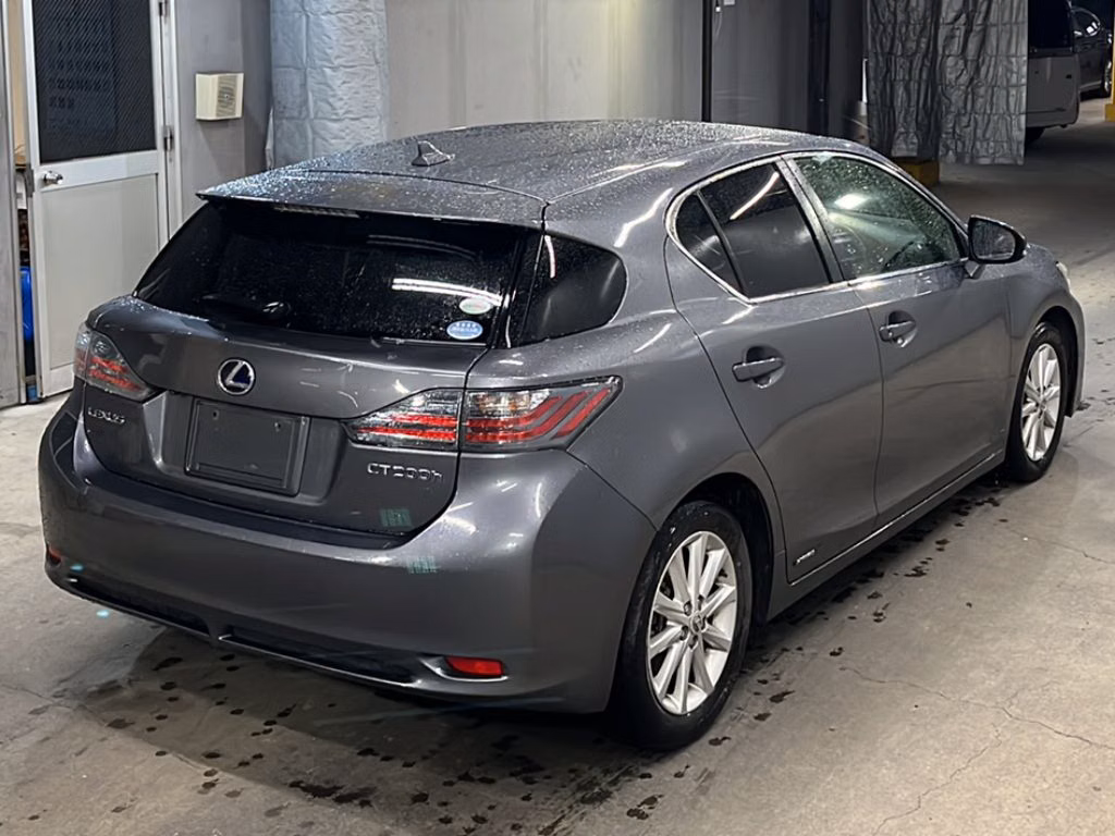 LEXUS CT200H