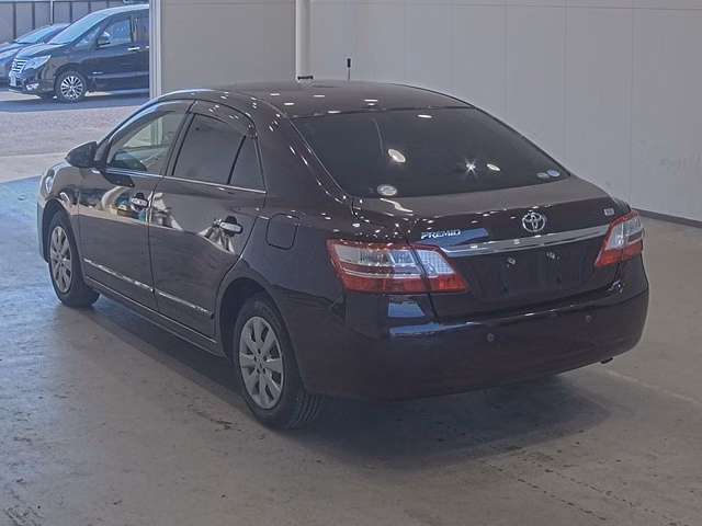 TOYOTA PREMIO