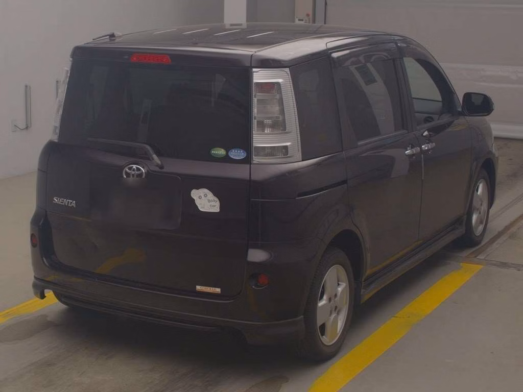 TOYOTA SIENTA