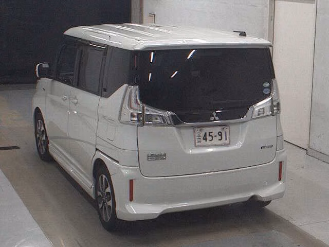 MITSUBISHI DELICA D:2