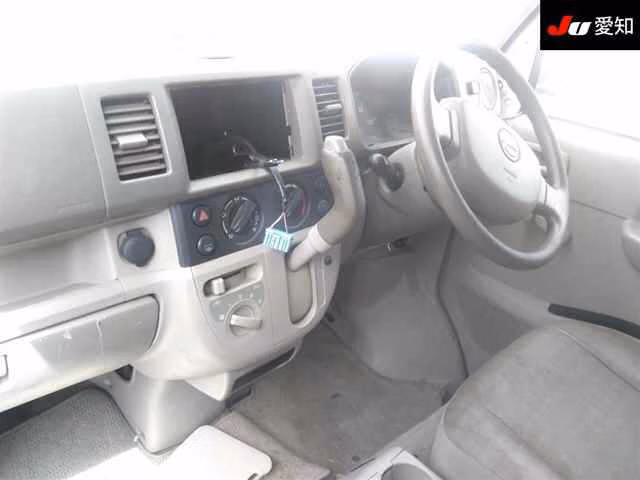 NISSAN NV100 CLIPPER