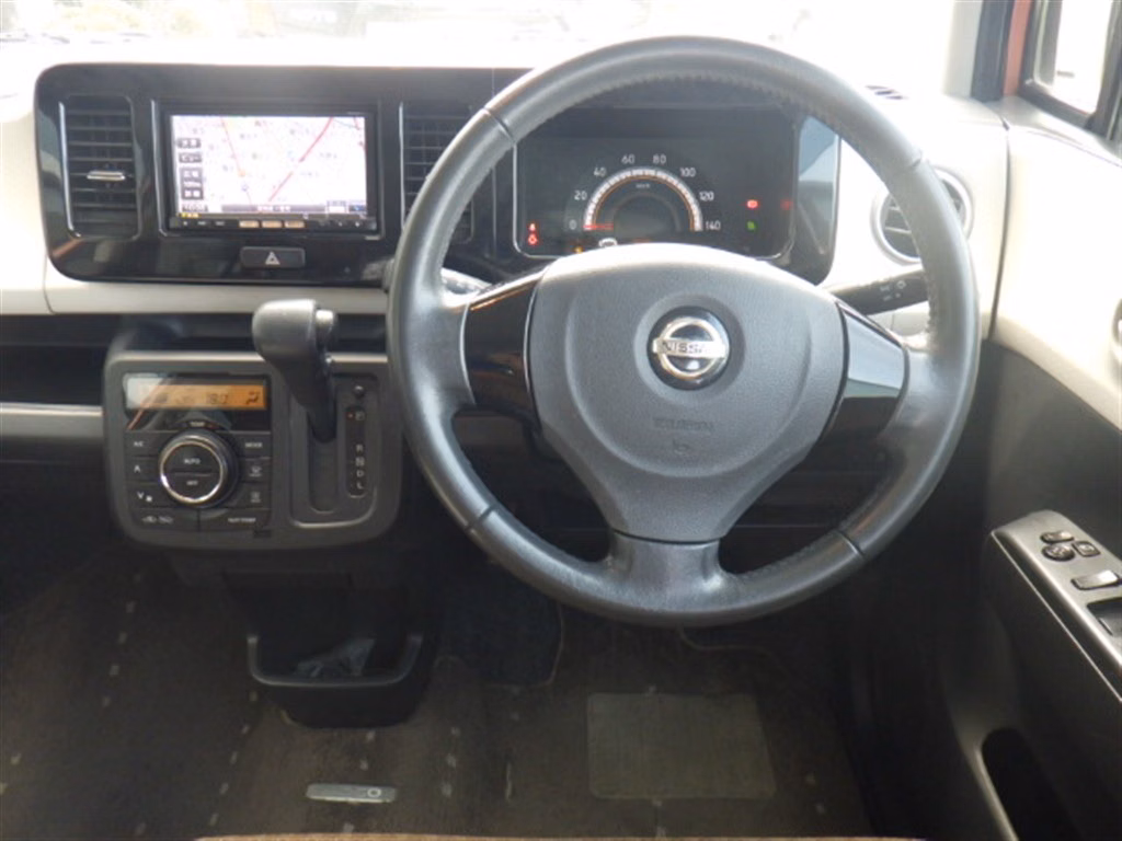 NISSAN MOCO
