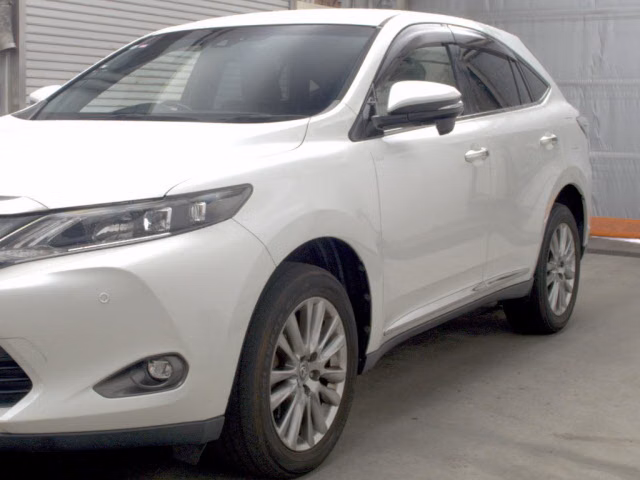 TOYOTA HARRIER
