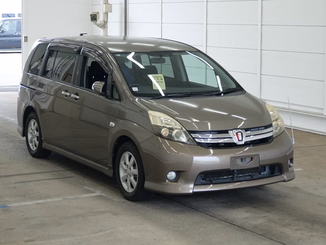 TOYOTA ISIS