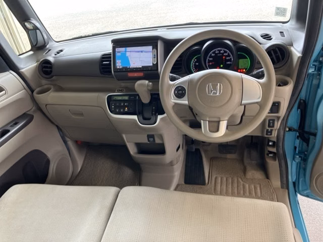 HONDA N-BOX