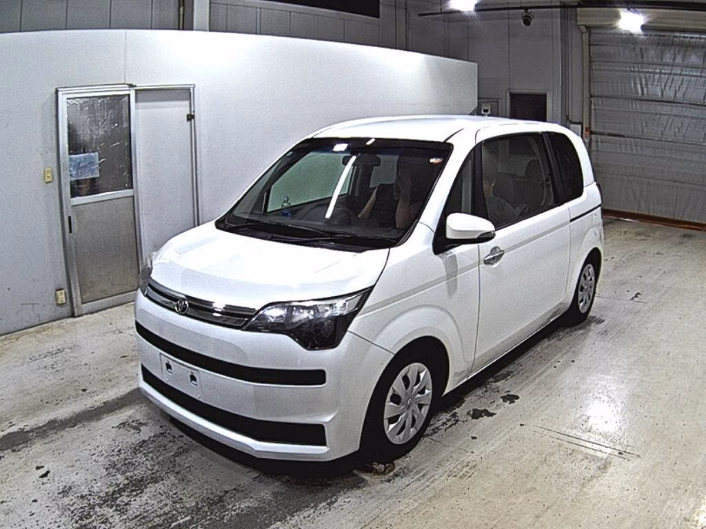 TOYOTA SPADE