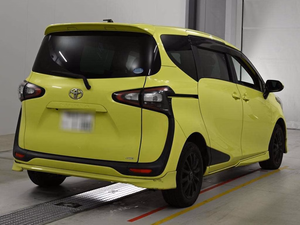 TOYOTA SIENTA