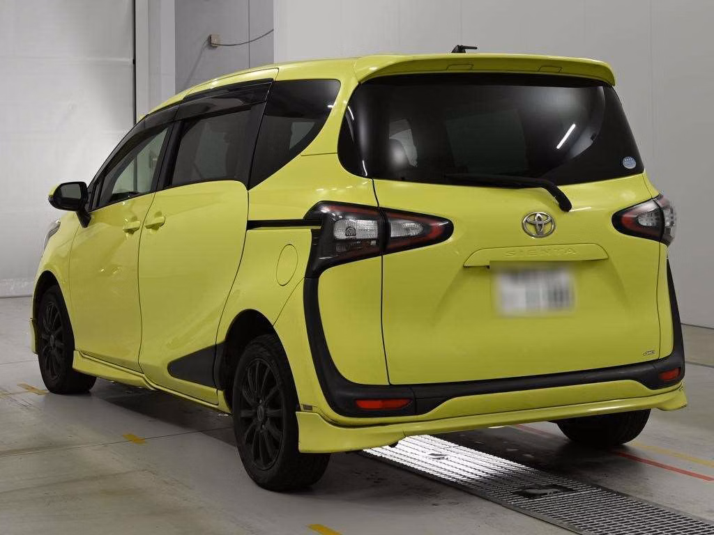 TOYOTA SIENTA