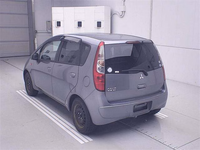 MITSUBISHI COLT
