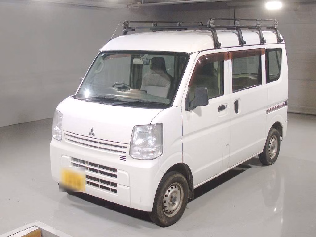 MITSUBISHI MINICAB