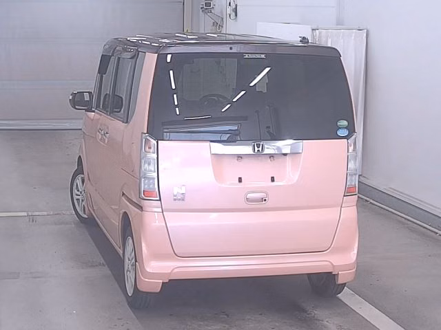 HONDA N-BOX