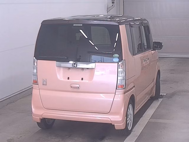 HONDA N-BOX