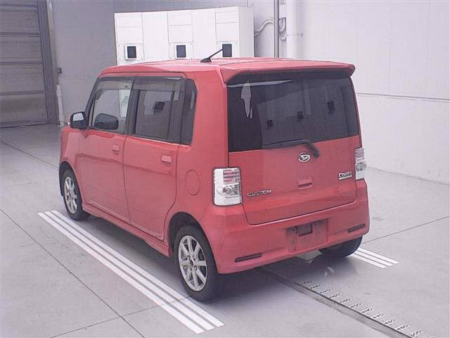 DAIHATSU MOVE CONTE