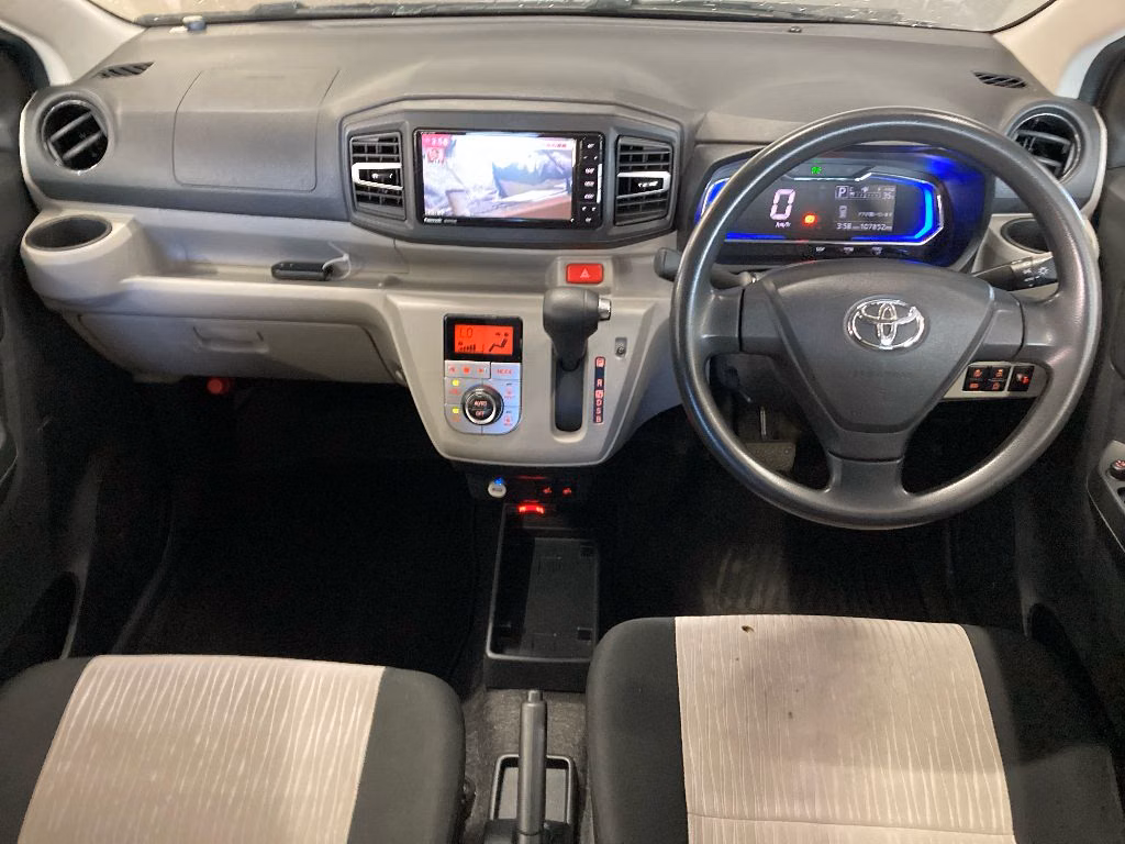 TOYOTA PIXIS EPOCH