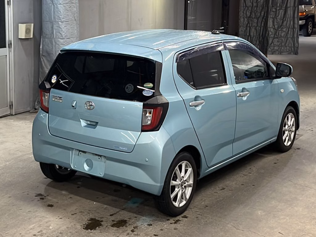 TOYOTA PIXIS EPOCH