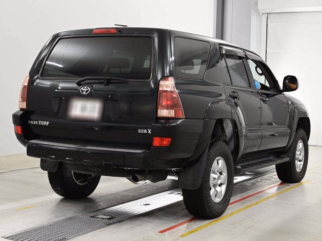 TOYOTA HILUX SURF