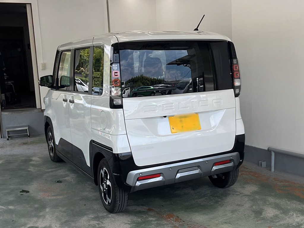MITSUBISHI DELICA MINI