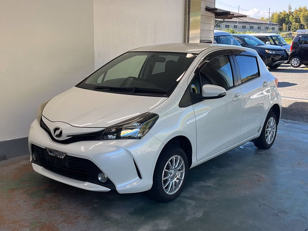 TOYOTA VITZ
