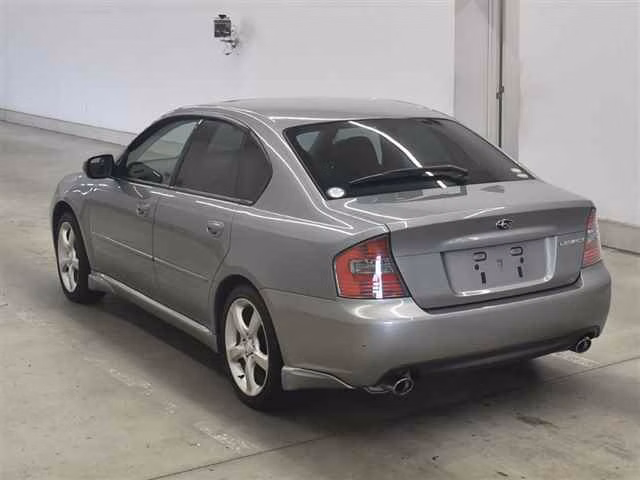 SUBARU LEGACY B4