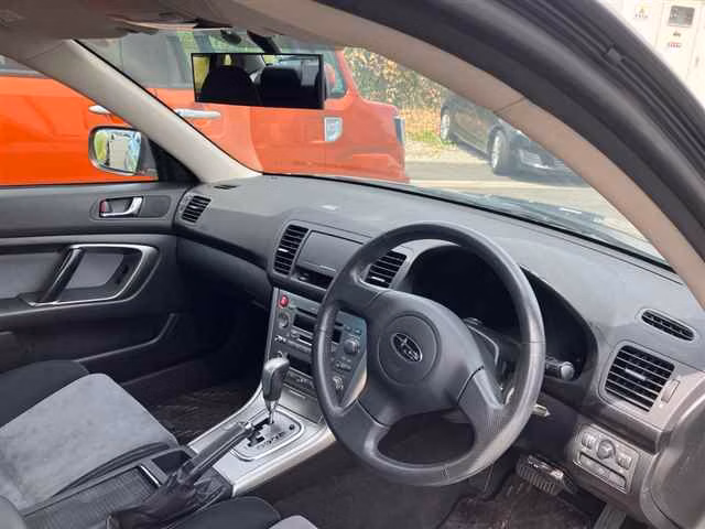 SUBARU LEGACY B4