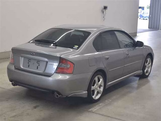 SUBARU LEGACY B4