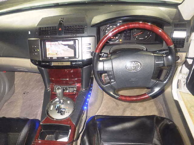 TOYOTA MARK X