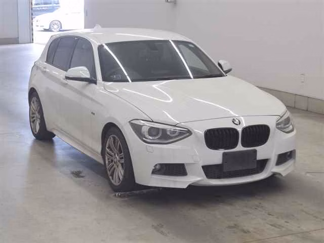 BMW 1-SERIES