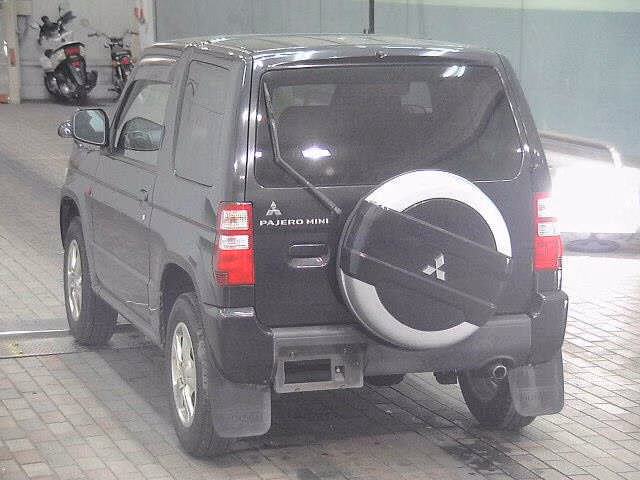 MITSUBISHI PAJERO MINI