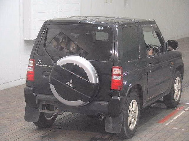 MITSUBISHI PAJERO MINI