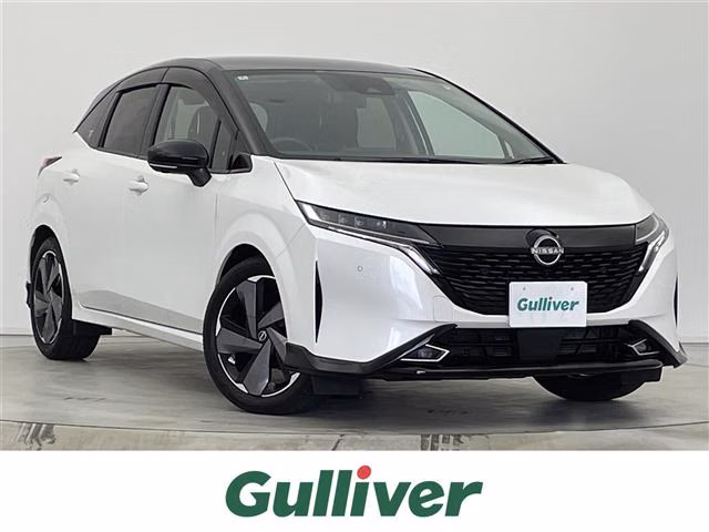 NISSAN AURA