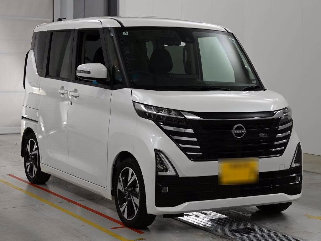 NISSAN ROOX