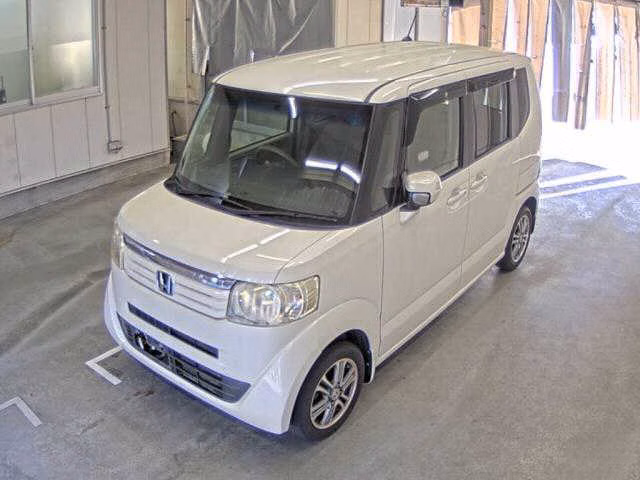 HONDA N-BOX