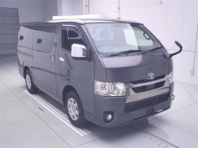 Toyota Regius Ace