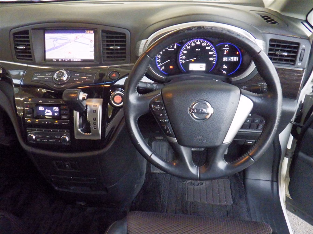 NISSAN ELGRAND
