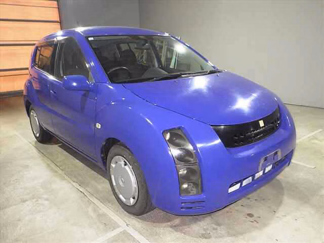 TOYOTA WILL CYPHA