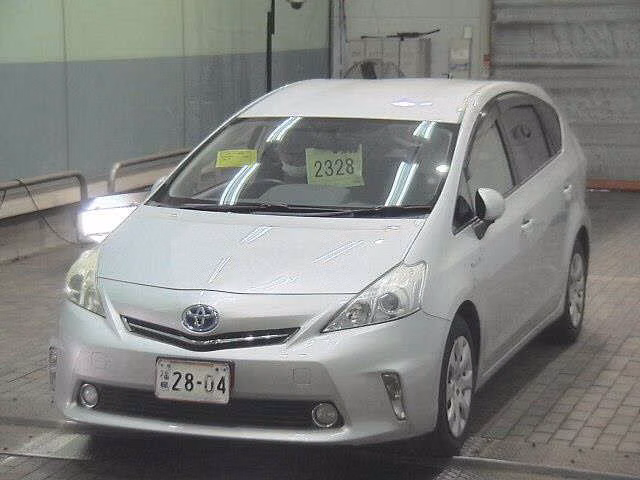 TOYOTA PRIUS ALPHA