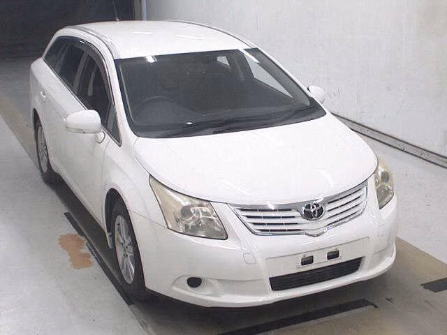 TOYOTA AVENSIS