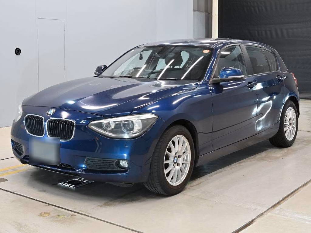 BMW 1-SERIES