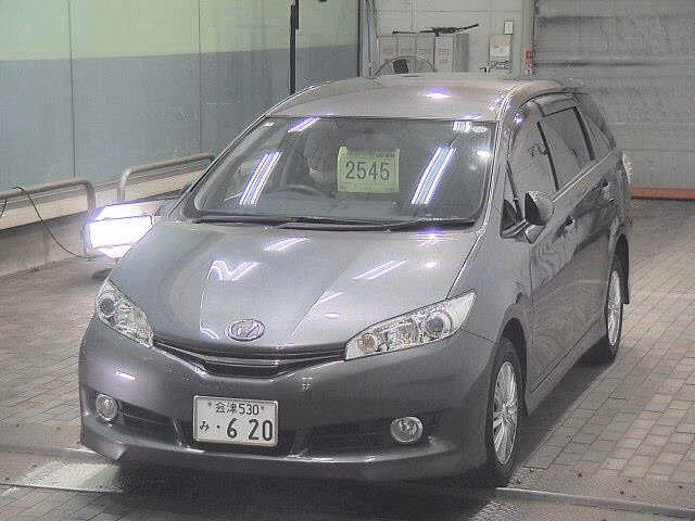 TOYOTA WISH