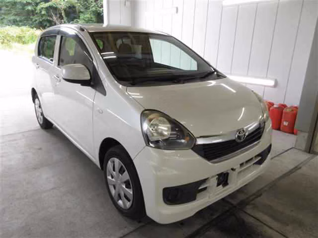 TOYOTA PIXIS EPOCH
