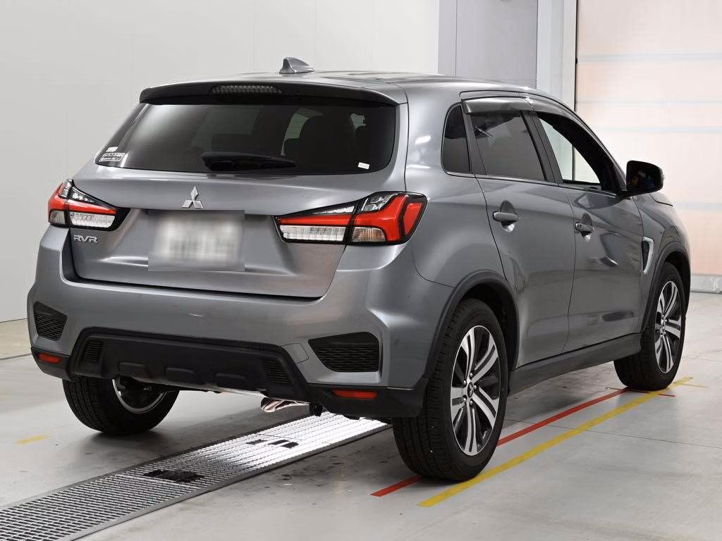 MITSUBISHI RVR